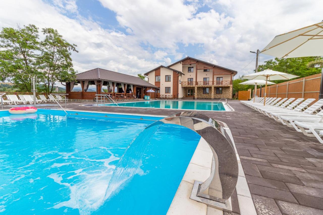 Sofion Hotel&Resort Solotvyno Exterior foto